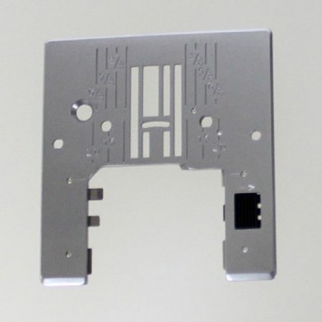 Placca ago 827605008 per macchine per cucire Saimac
